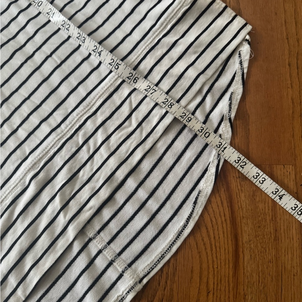 Liz Claiborne Black and White Striped Long Sleeve Top. Cowl Turtleneck sz L - Picture 12 of 13